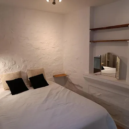 Cosy Intra-muros